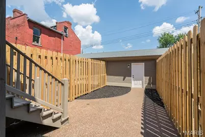 2016 S 12th Street, Saint Louis, MO 63104 - Photo 31