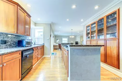 8161 Stratford Drive, Saint Louis, MO 63105 - Photo 25