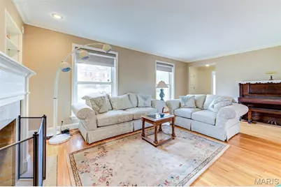 8161 Stratford Drive, Saint Louis, MO 63105 - Photo 9