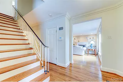 8161 Stratford Drive, Saint Louis, MO 63105 - Photo 3