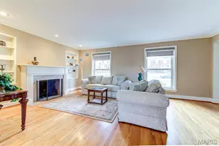 8161 Stratford Dr, Saint Louis, MO 63105 - Photo 7