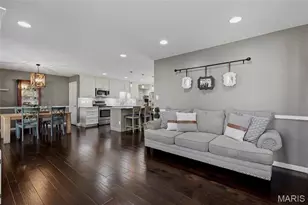 202 Morewood Dr, Manchester, MO 63011 - Photo 5