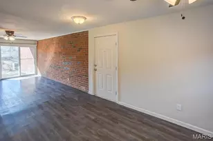 1926 Hunting Lake Ct, Saint Louis, MO 63122 - Photo 13