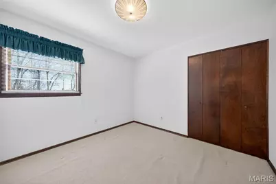 3300 Shrewsbury Lane, Saint Charles, MO 63301 - Photo 45