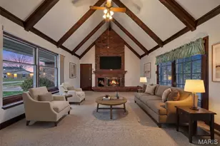 3300 Shrewsbury Ln, Saint Charles, MO 63301 - Photo 3