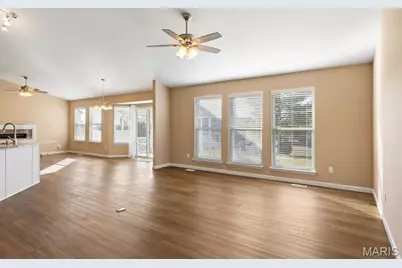 3515 Eagles Hill Ridge, Saint Charles, MO 63303 - Photo 3