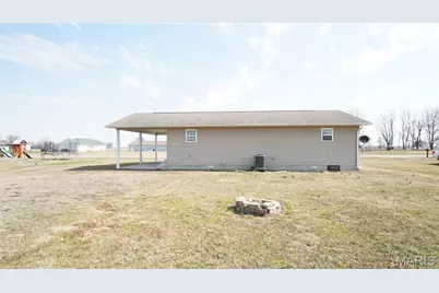 4 McNair St, Dexter, MO 63841 - Photo 5