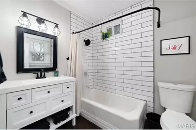 9527 W Milton Avenue, Overland, MO 63114 - Photo 13