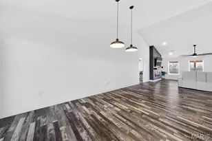 592 Phelps Ln, Elsberry, MO 63343 - Photo 19