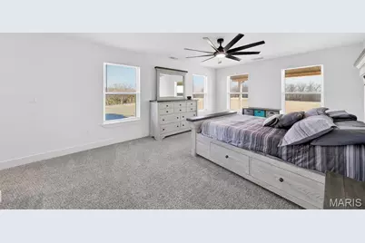 592 Phelps Lane, Elsberry, MO 63343 - Photo 37