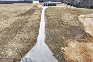 592 Phelps Ln, Elsberry, MO 63343 - Photo 75