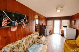 286 E Springfield Ave, Gerald, MO 63037 - Photo 15