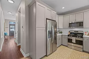 2253 Indiana Ave, Saint Louis, MO 63104 - Photo 9