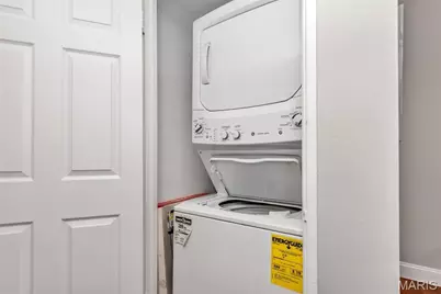 7553 Buckingham Drive, Clayton, MO 63105 - Photo 17