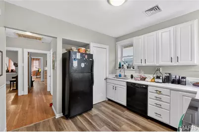 4958 Tholozan Avenue, Saint Louis, MO 63109 - Photo 11