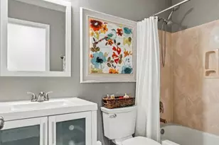 909 W Medalist Ct, Wentzville, MO 63385 - Photo 9