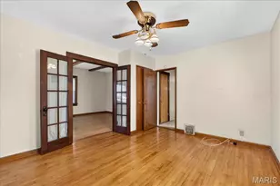 10300 Toelle Ln, Saint Louis, MO 63137 - Photo 7