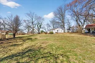 10300 Toelle Ln, Saint Louis, MO 63137 - Photo 31