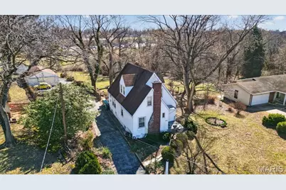 10300 Toelle Lane, Saint Louis, MO 63137 - Photo 25