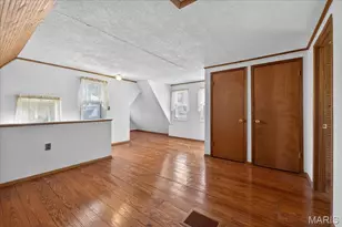 10300 Toelle Ln, Saint Louis, MO 63137 - Photo 17