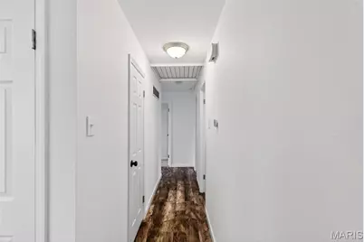 899 Oklahoma Avenue, Ballwin, MO 63021 - Photo 27