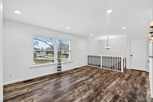 899 Oklahoma Ave, Ballwin, MO 63021 - Photo 17