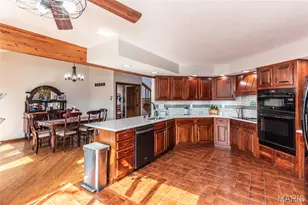 1570 Paradise Valley Dr, High Ridge, MO 63049 - Photo 9