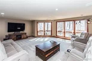 1570 Paradise Valley Dr, High Ridge, MO 63049 - Photo 23