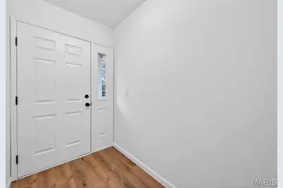 510 Charoak Drive, Ballwin, MO 63021 - Photo 5