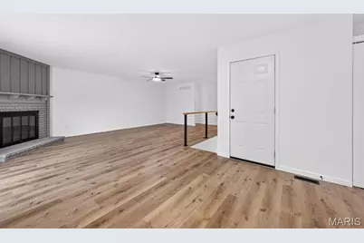 510 Charoak Drive, Ballwin, MO 63021 - Photo 13