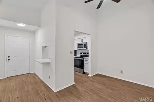 6808 Cottage Grove Ln, Saint Louis, MO 63129 - Photo 9