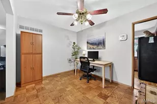 2404 Sunnybrook Dr, Saint Louis, MO 63114 - Photo 7