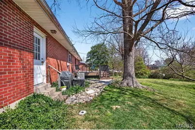 2404 Sunnybrook Drive, Saint Louis, MO 63114 - Photo 31