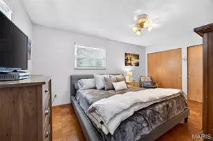 2404 Sunnybrook Dr, Saint Louis, MO 63114 - Photo 17
