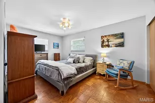 2404 Sunnybrook Dr, Saint Louis, MO 63114 - Photo 15