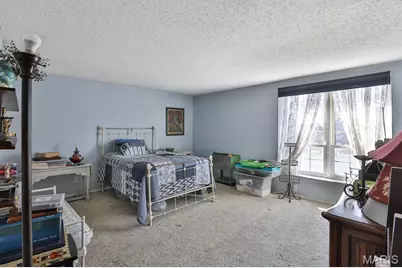 922 N Claytonbrook Drive #1, Ballwin, MO 63011 - Photo 11