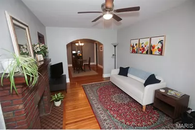 5452 Pernod Avenue, Saint Louis, MO 63139 - Photo 5