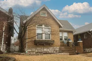 5452 Pernod Ave, Saint Louis, MO 63139 - Photo 3