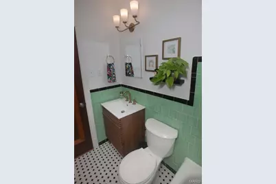 5452 Pernod Avenue, Saint Louis, MO 63139 - Photo 13
