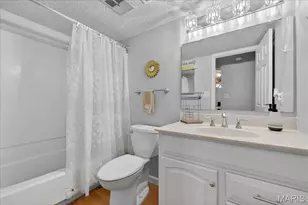 1518 Swallow Dr, Saint Louis, MO 63144 - Photo 17