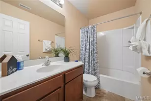 1831 Basston Dr, Maryland Heights, MO 63146 - Photo 13