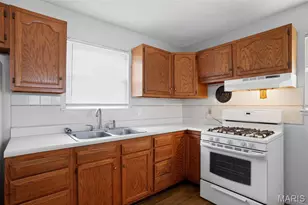 640 Central Pkwy, Saint Louis, MO 63031 - Photo 9