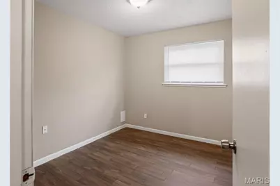 640 Central Parkway, Saint Louis, MO 63031 - Photo 5