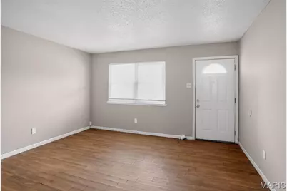640 Central Parkway, Saint Louis, MO 63031 - Photo 3