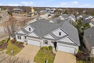 105 Worthington Cir, Saint Louis, MO 63128 - Photo 3