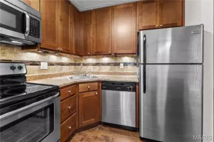 11709 Casa Grande Dr, Saint Louis, MO 63146 - Photo 7