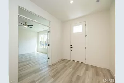 8975 Eager Road, Richmond Heights, MO 63144 - Photo 19