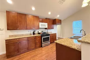 701 E Grand Ave, Cuba, MO 65453 - Photo 13