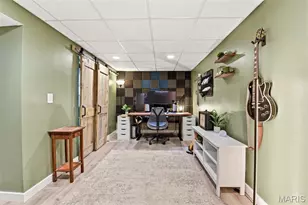 239 E Skyline Dr, Ballwin, MO 63011 - Photo 21