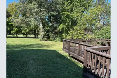 7 Dana Drive, Florissant, MO 63033 - Photo 31